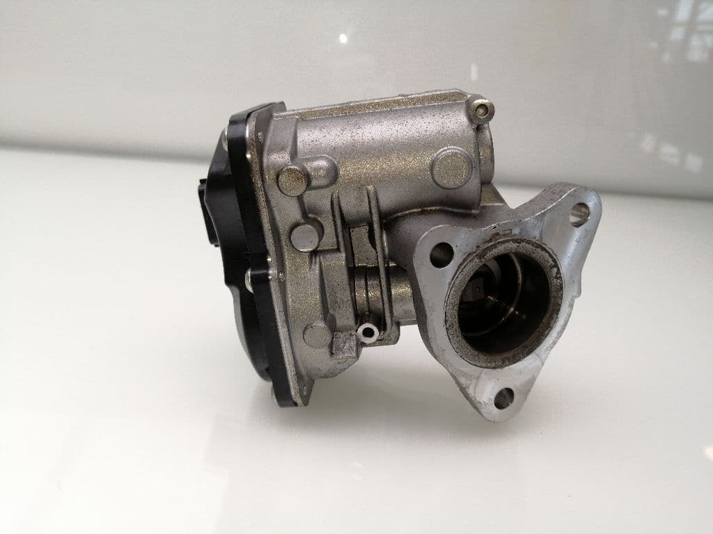 Valvula egr NISSAN PULSAR (C13)