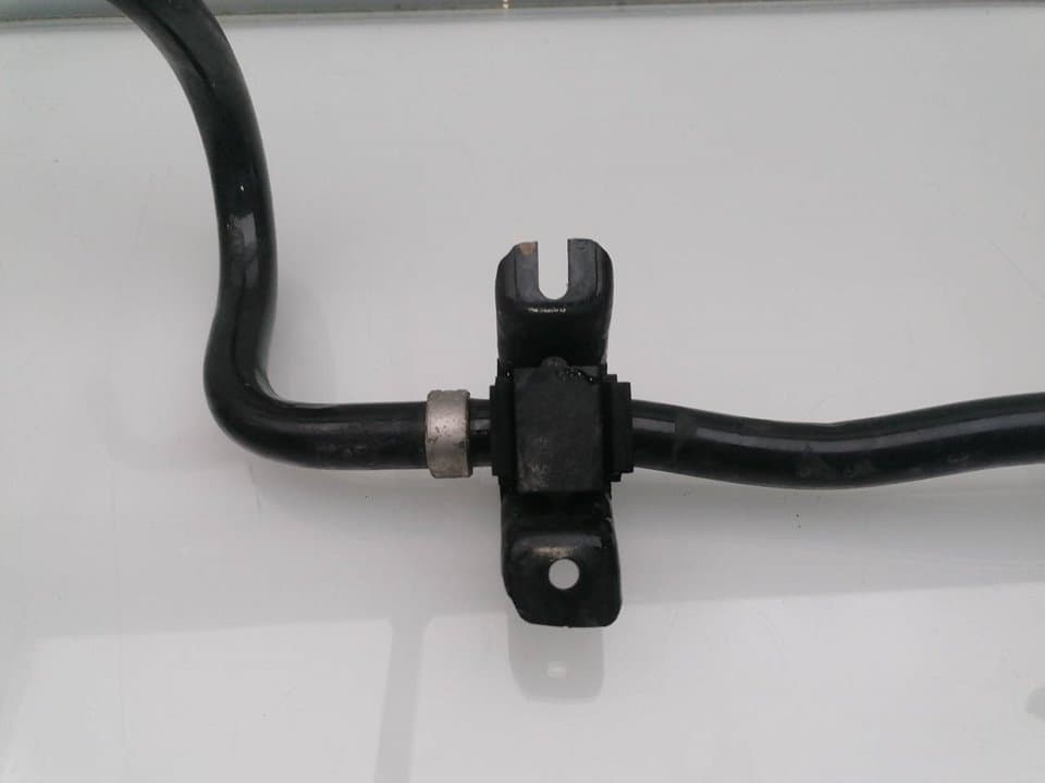 Barra estabilizadora delantera NISSAN PULSAR (C13) 4