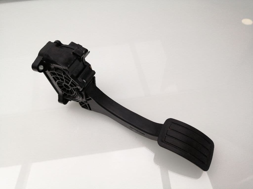 Pedal acelerador CITROEN C4 LIM.