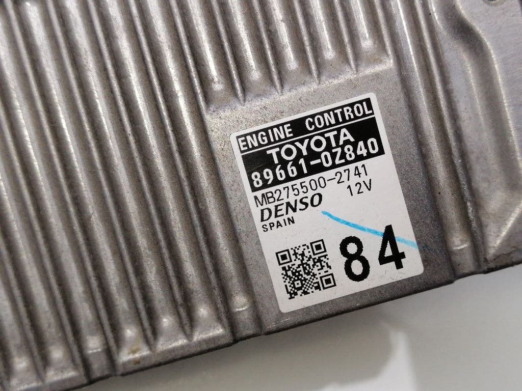 Centralita motor uce TOYOTA AURIS 2