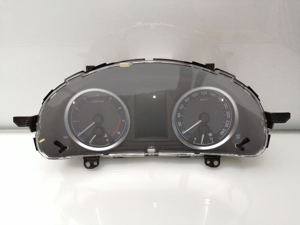 Cuadro instrumentos TOYOTA AURIS