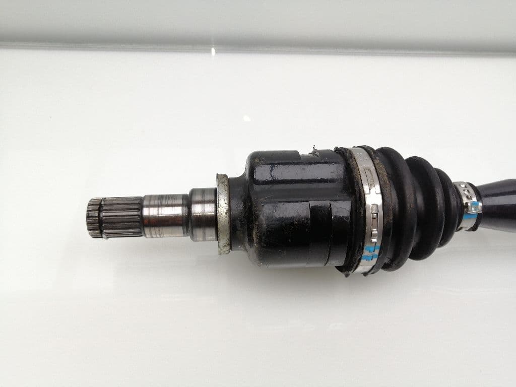 Transmision delantera derecha TOYOTA AURIS 5