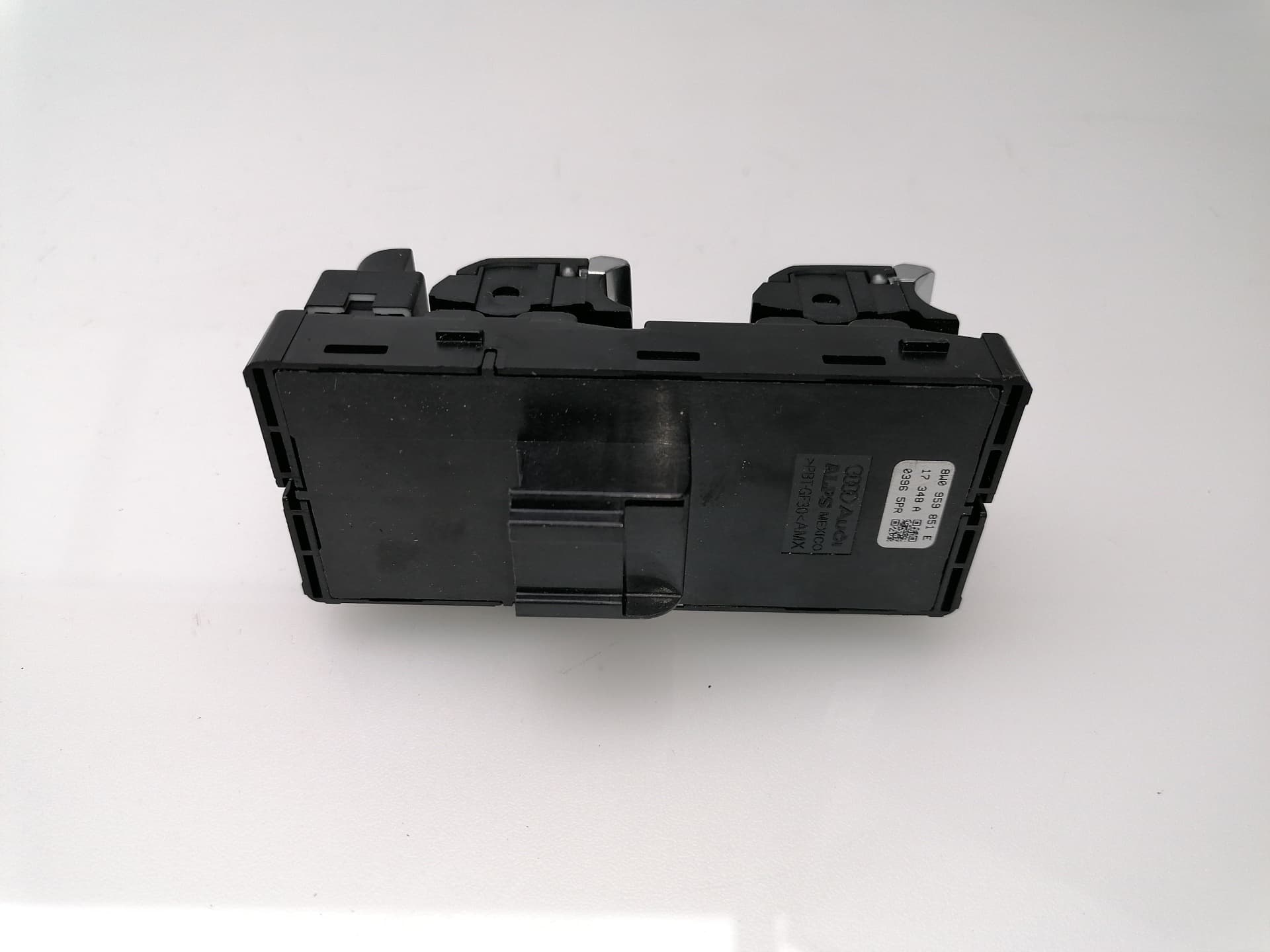 Mando elevalunas delantero izquierdo AUDI A4 AVANT (8W5) 3