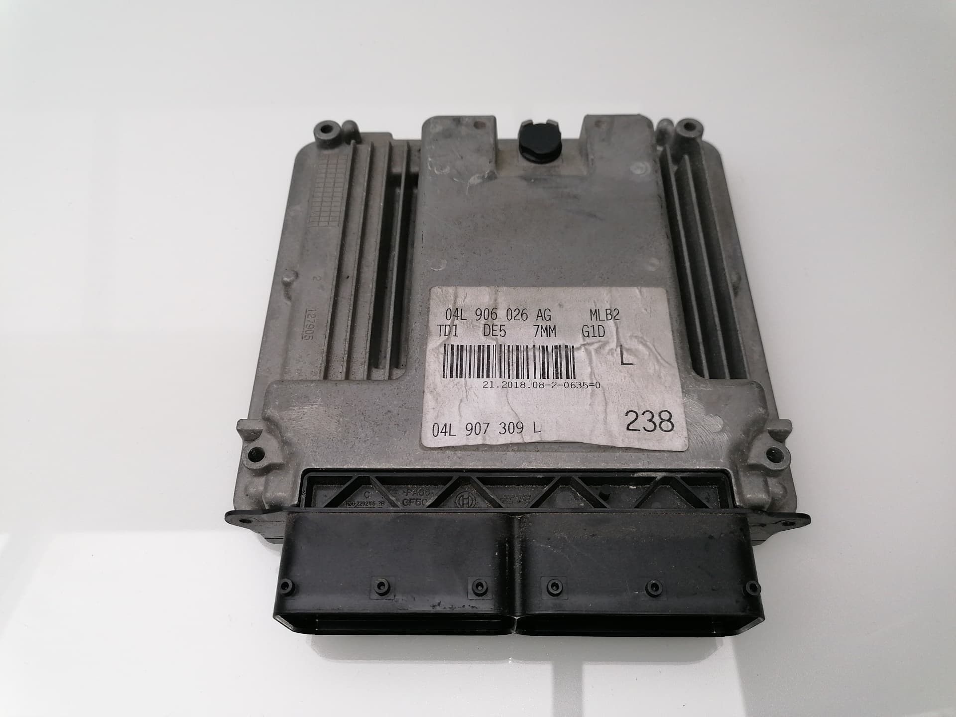Centralita motor uce AUDI A4 AVANT (8W5)