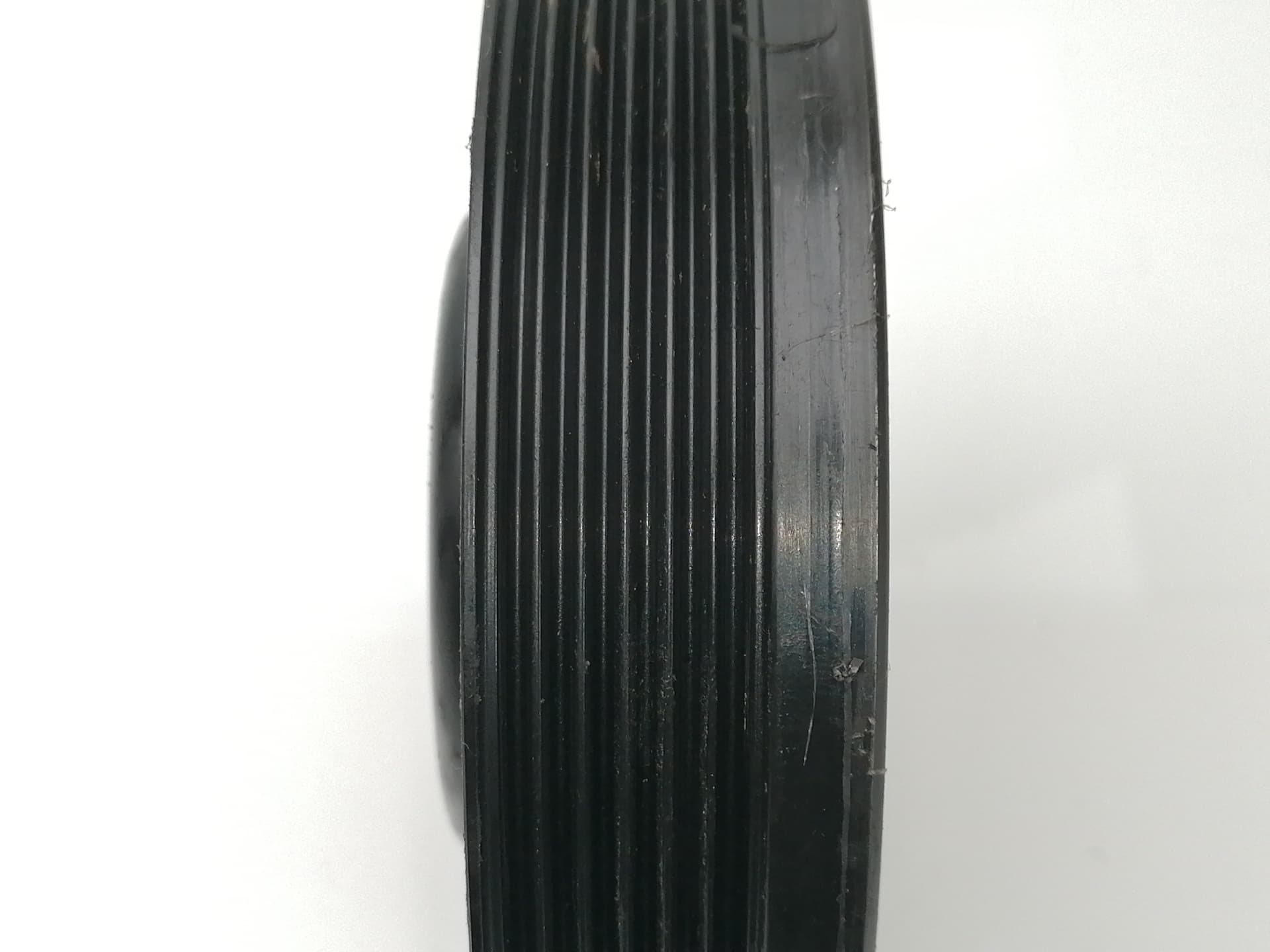 Polea cigueñal AUDI A4 AVANT (8W5) 2