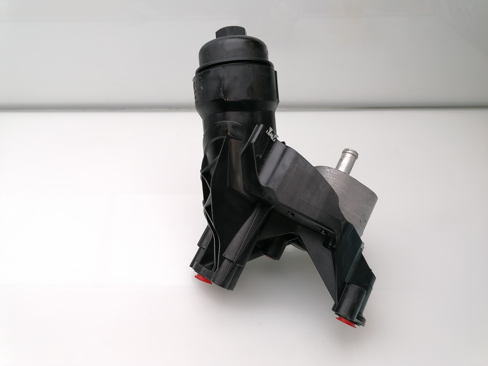 Soporte filtro aceite AUDI A4 AVANT (8W5)