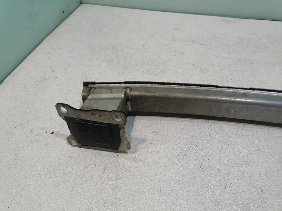Refuerzo paragolpes trasero AUDI A4 AVANT (8W5) 2