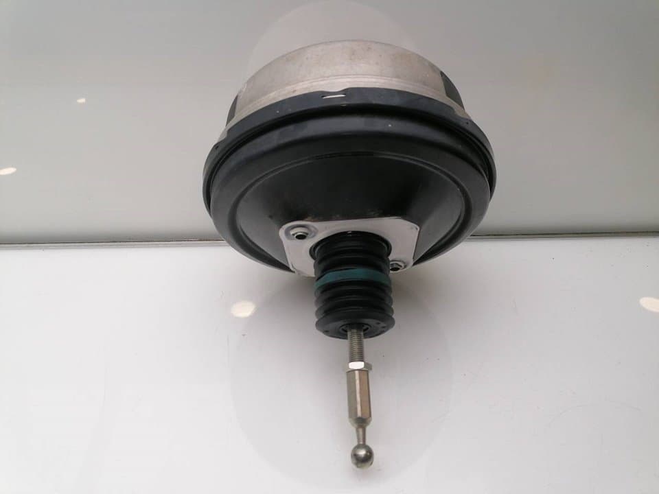 Servofreno AUDI A4 AVANT (8W5)