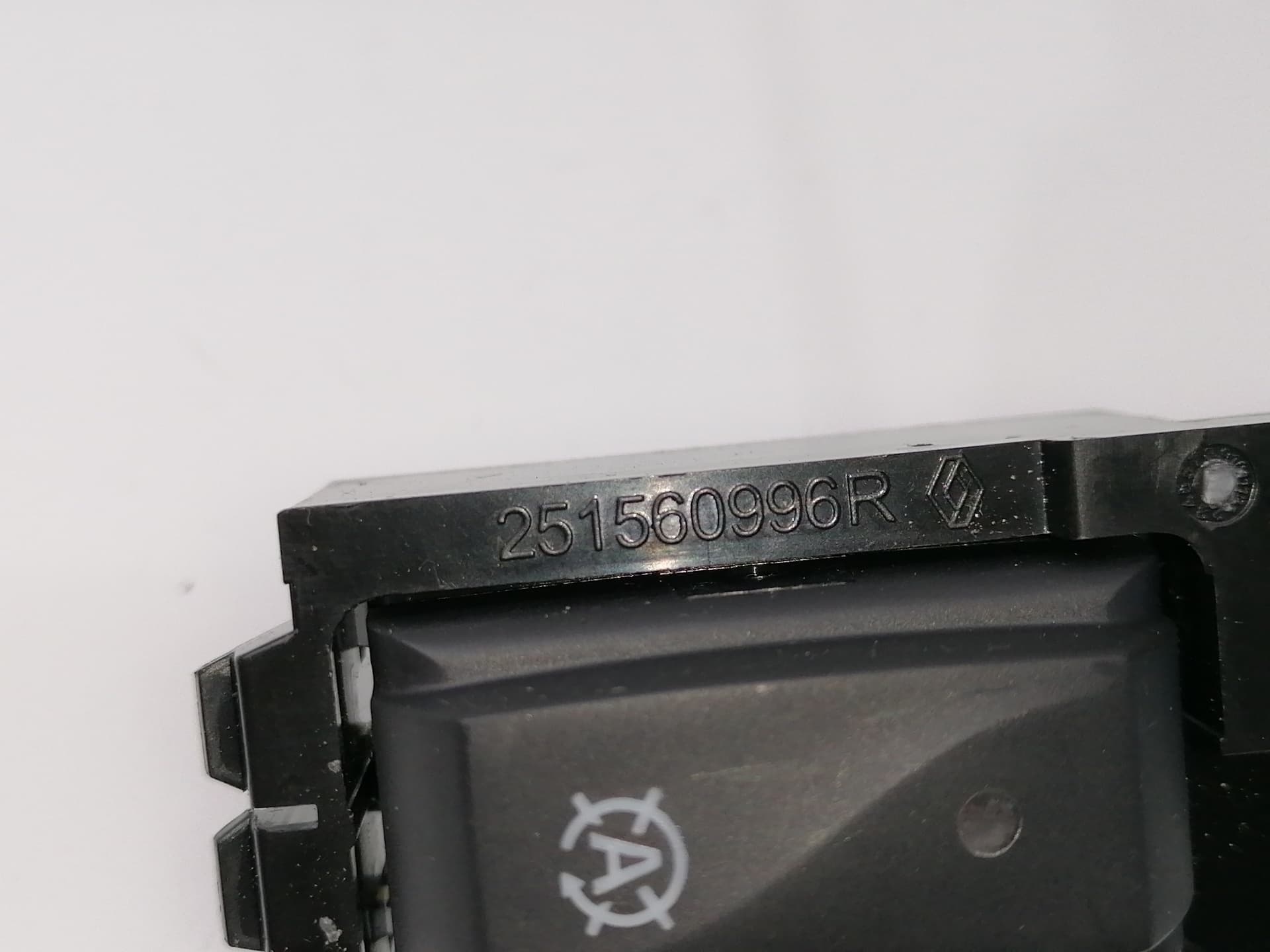 Interruptor DACIA LOGAN 2