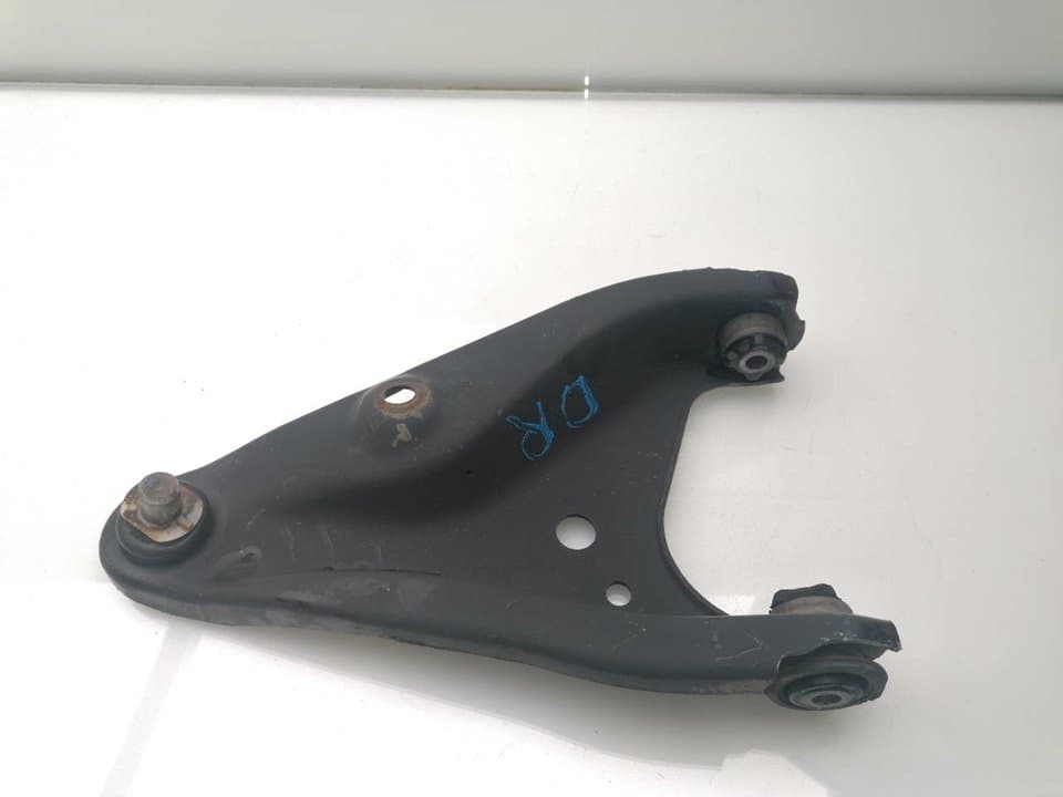 Brazo suspension inferior delantero derecho DACIA LOGAN 3