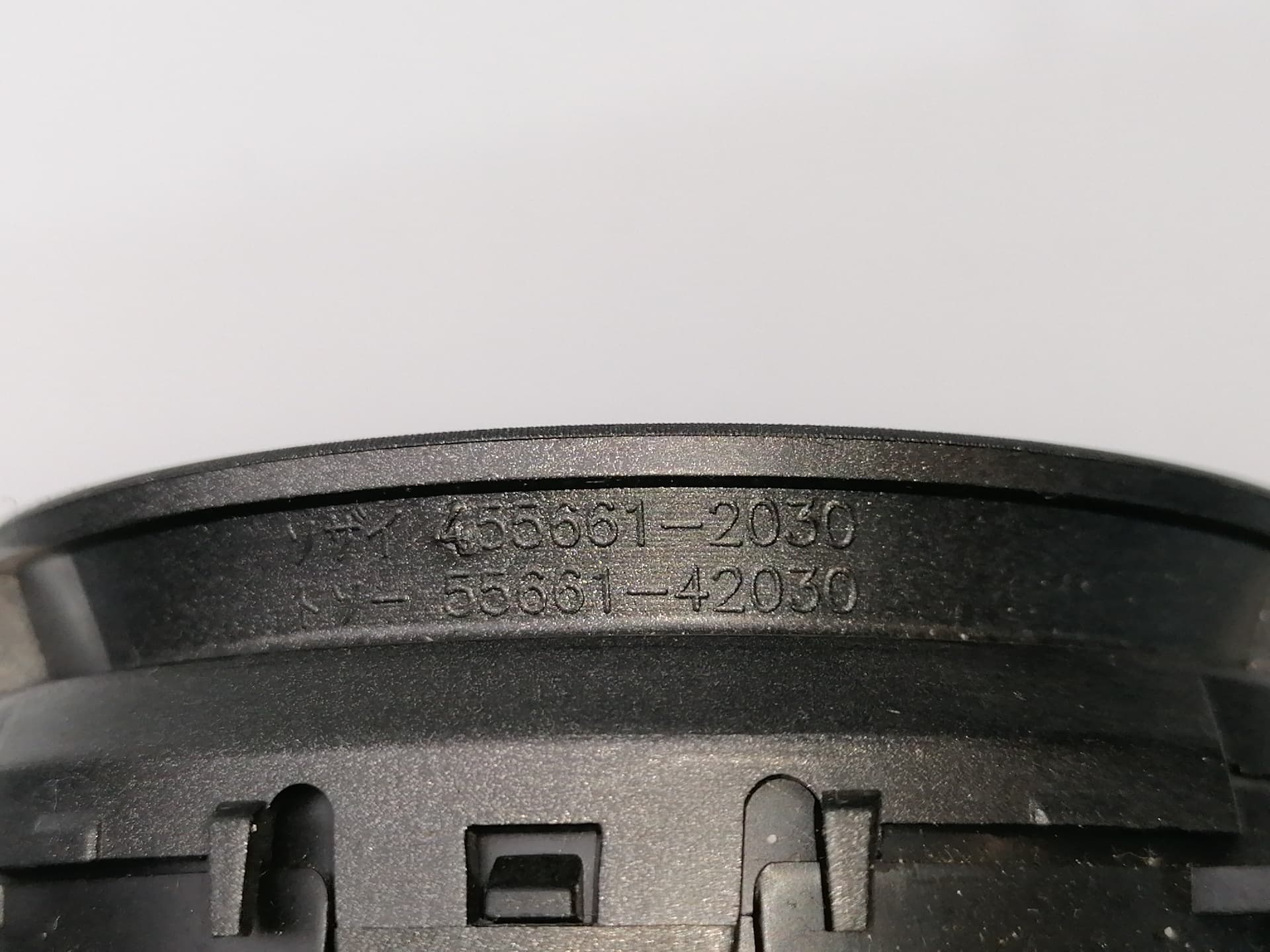 Plastico TOYOTA RAV 4 (A3) 2