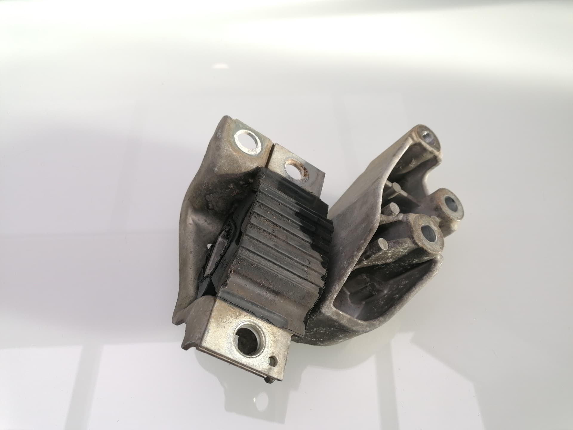 Soporte motor PEUGEOT BOXER CAJA ABIERTA (BAT 3