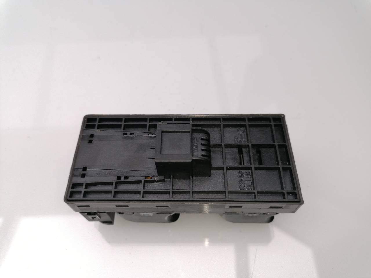 Mando elevalunas delantero izquierdo AUDI A4 BERLINA (8E) 2