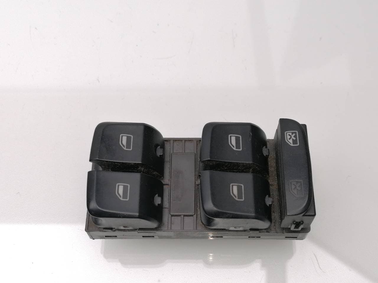 Mando elevalunas delantero izquierdo AUDI A4 BERLINA (8E)