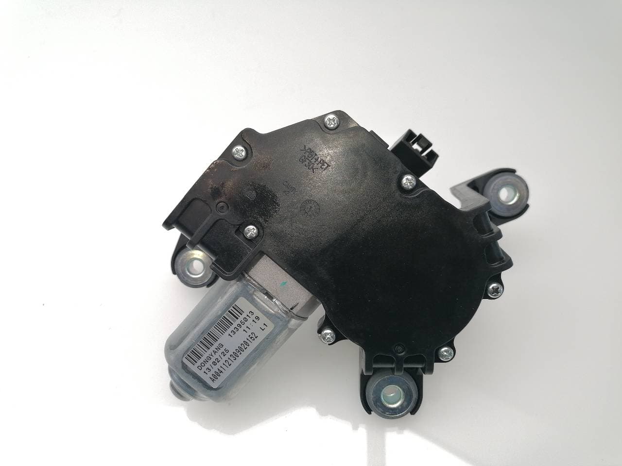Motor limpia trasero OPEL ASTRA J LIM.