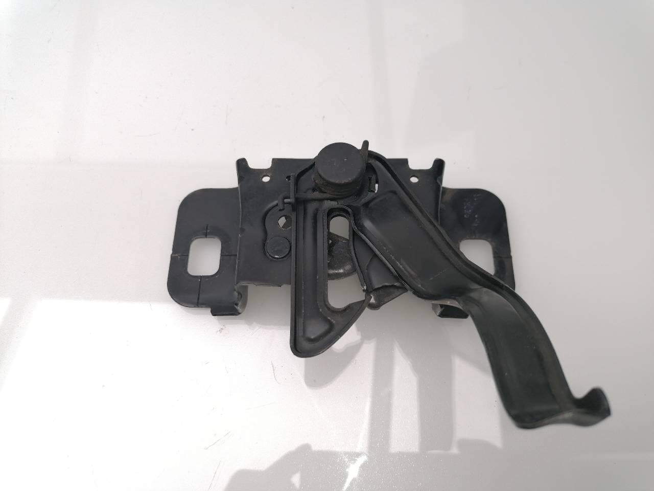 Cerradura capot OPEL ASTRA J LIM.