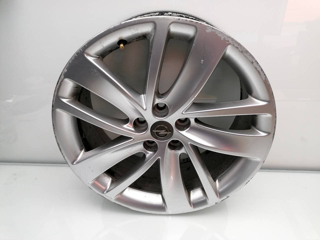 Llanta OPEL ASTRA J LIM.