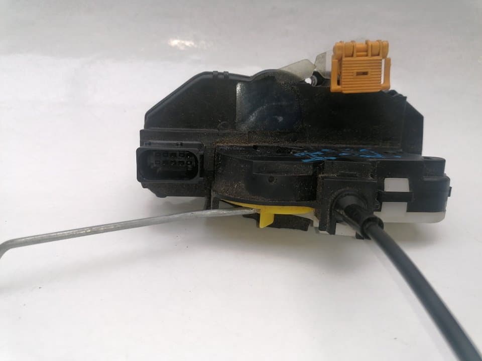 Cerradura puerta trasera izquierda OPEL ASTRA J LIM. 3
