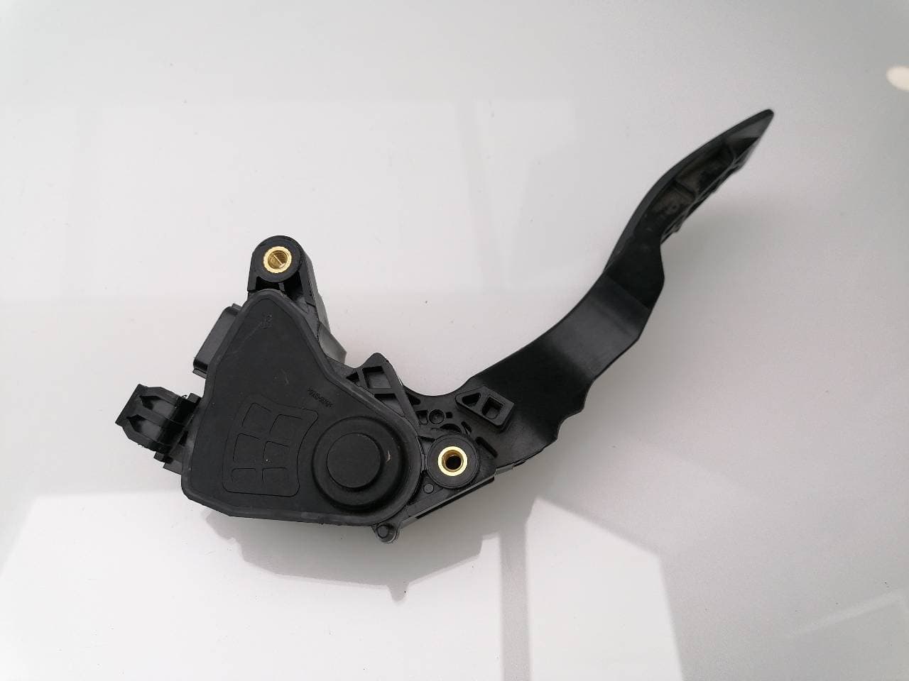 Pedal acelerador NISSAN NOTE 4