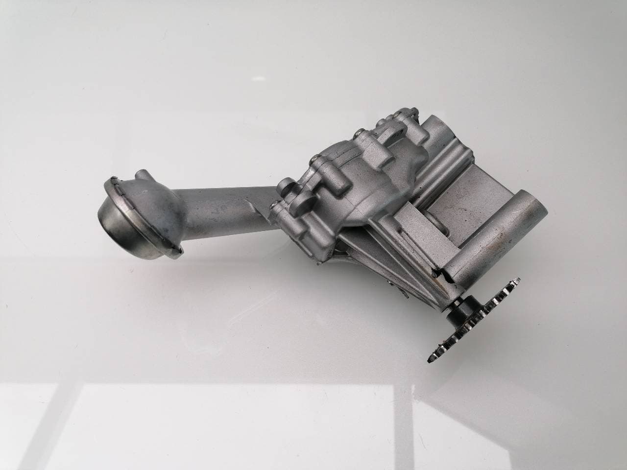Bomba aceite NISSAN NOTE