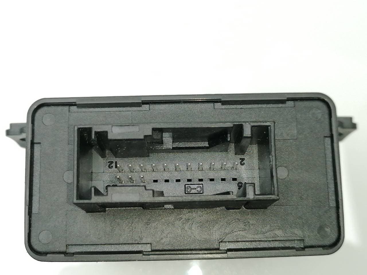 Centralita faros xenon VOLKSWAGEN PASSAT (321/23/27/31) 4