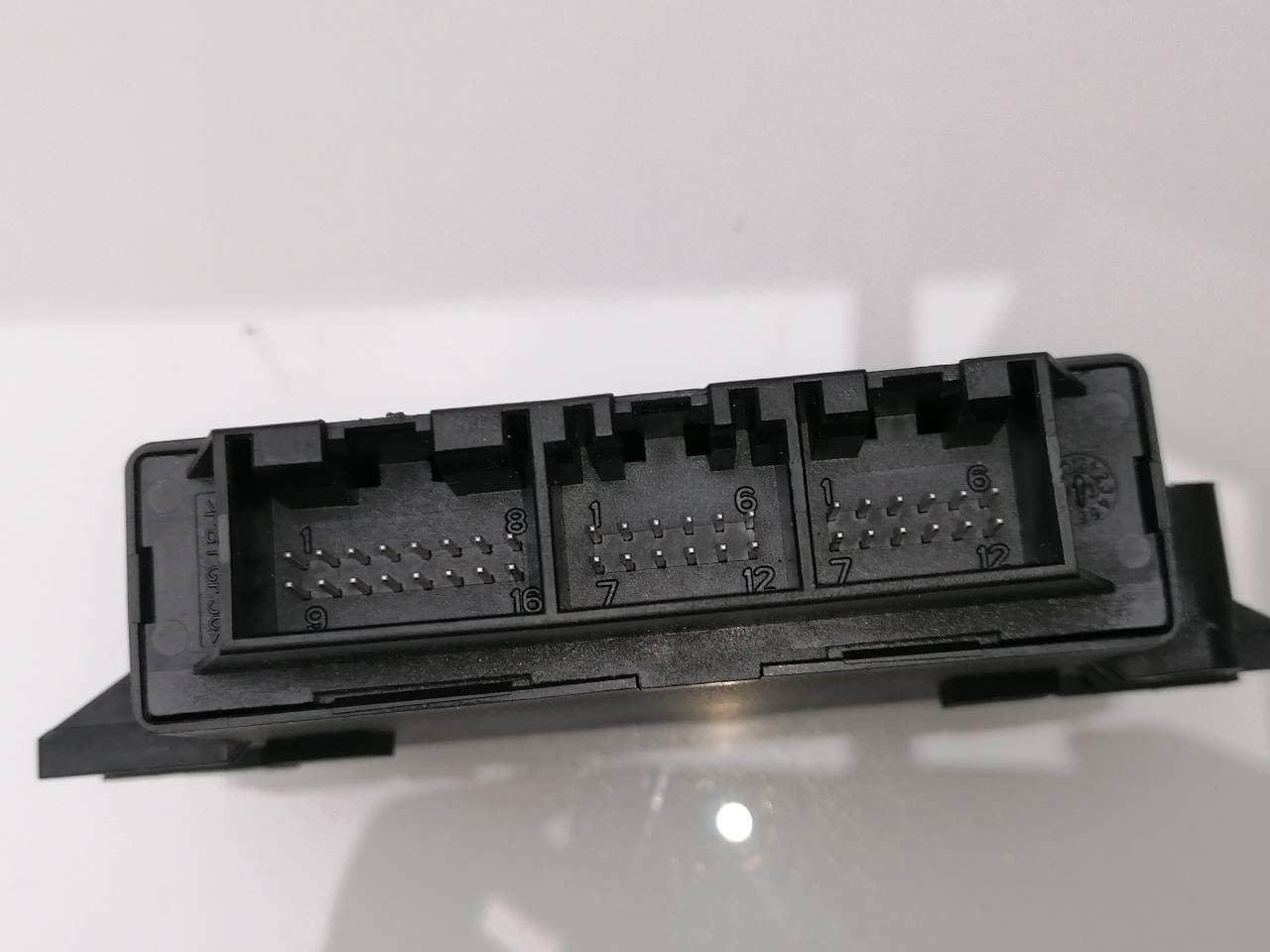 Modulo electronico VOLKSWAGEN PASSAT (321/23/27/31) 3