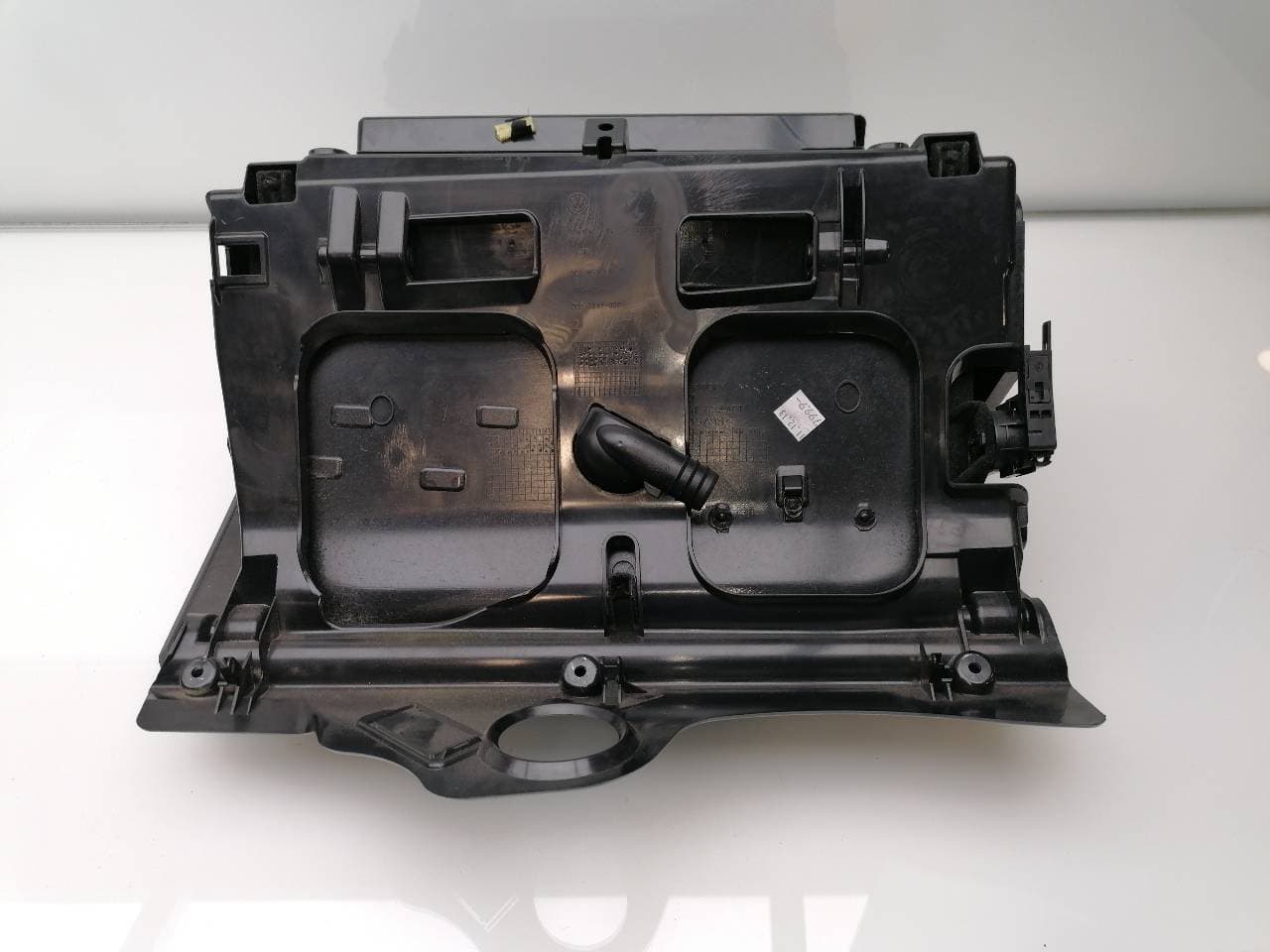 Guantera VOLKSWAGEN PASSAT (321/23/27/31) 4
