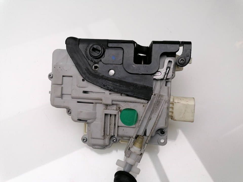 Cerradura puerta trasera derecha VOLKSWAGEN PASSAT (321/23/27/31) 5