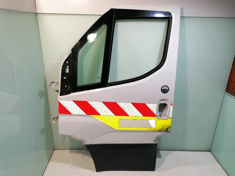 Puerta delantera izquierda IVECO DAILY
