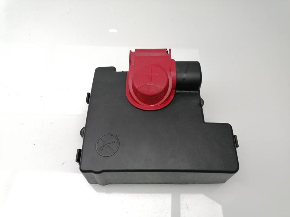 Caja reles / fusibles IVECO DAILY