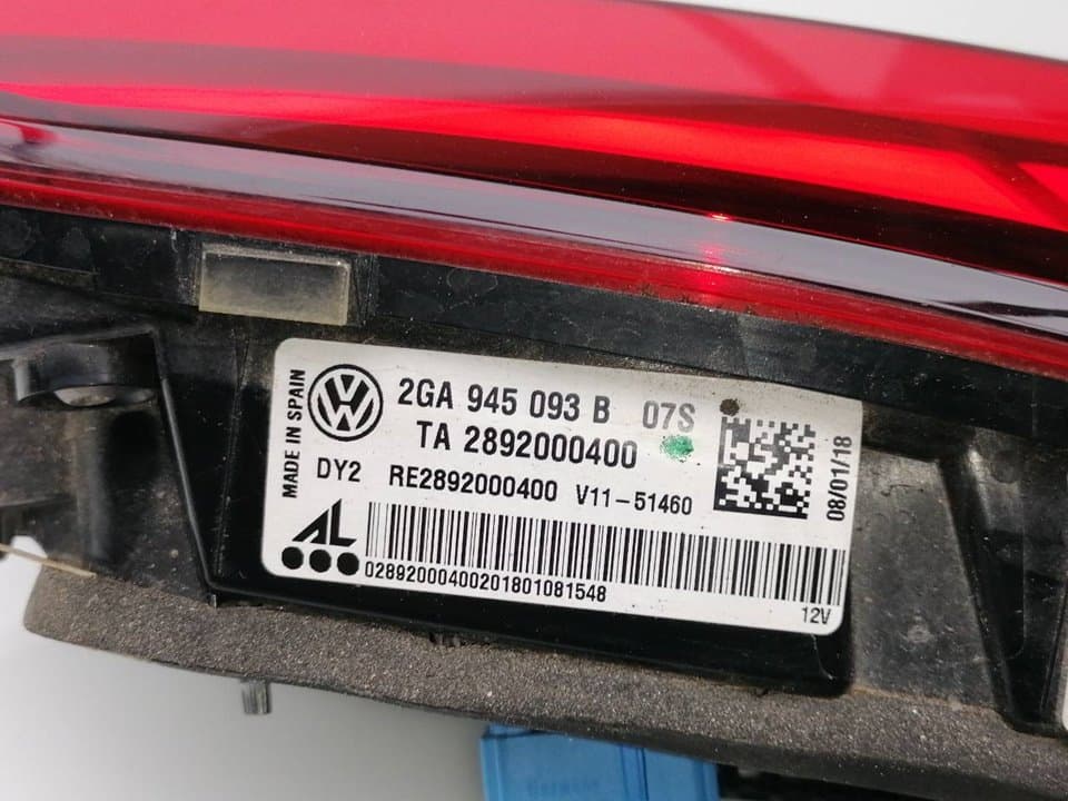 Piloto trasero izquierdo VOLKSWAGEN T-ROC 2