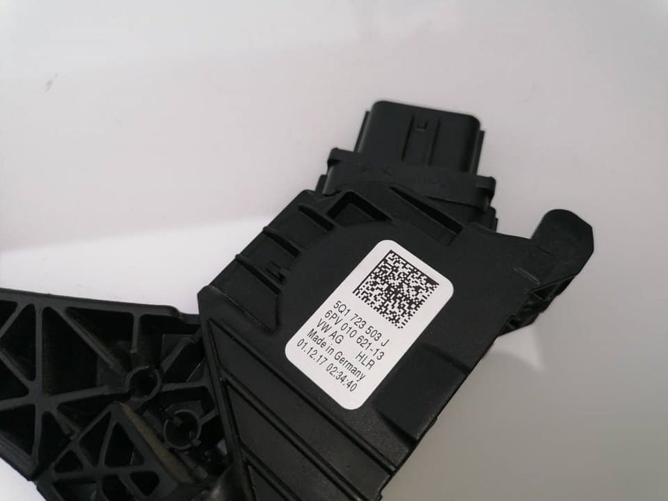 Pedal acelerador VOLKSWAGEN T-ROC 3