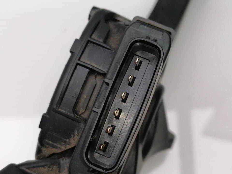 Pedal acelerador MITSUBISHI L 200 (K6/7) 2