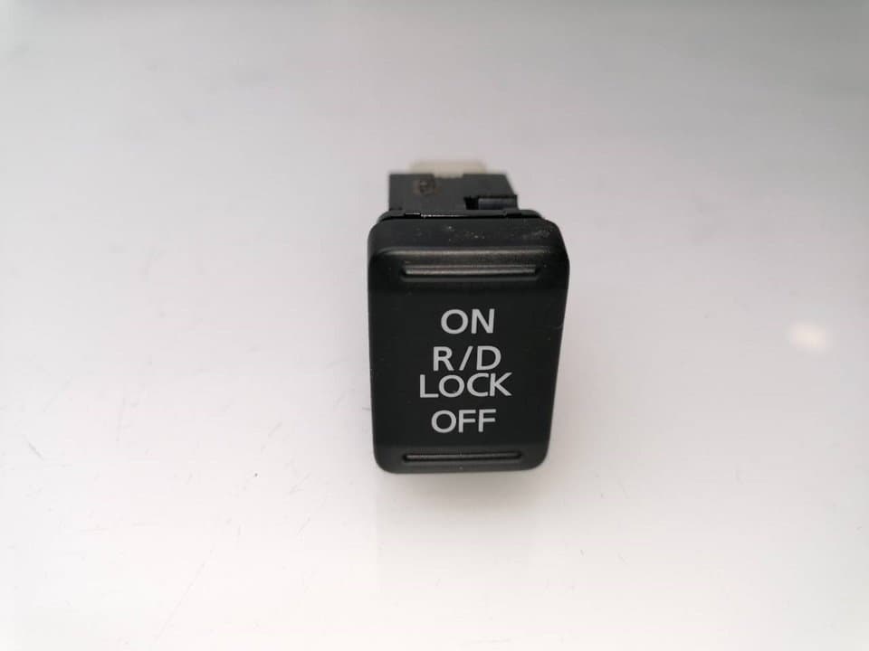Interruptor MITSUBISHI L 200 (K6/7)