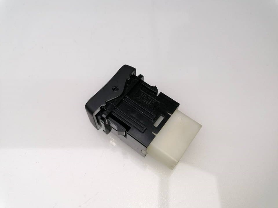 Interruptor MITSUBISHI L 200 (K6/7) 3