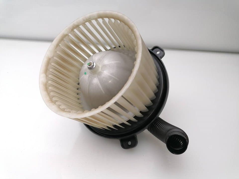 Motor calefaccion MITSUBISHI L 200 (K6/7)