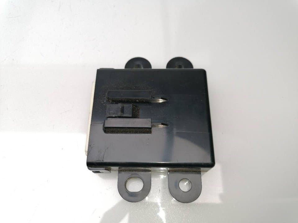 Modulo electronico MITSUBISHI L 200 (K6/7) 3