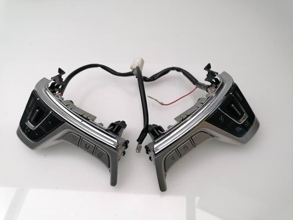 Mando volante MITSUBISHI L 200 (K6/7)