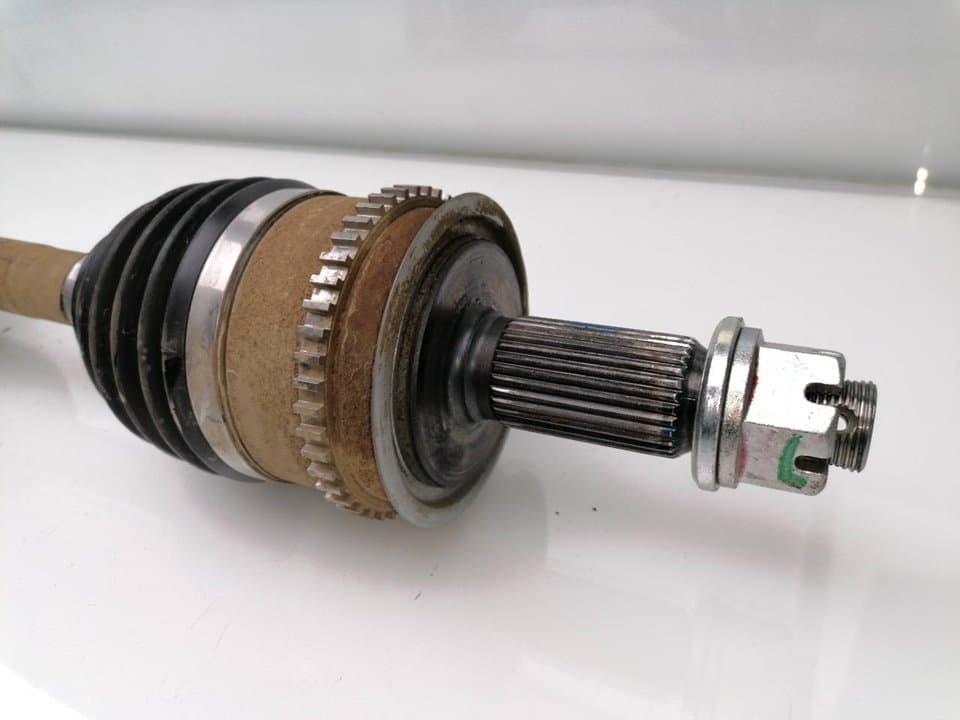 Transmision delantera derecha MITSUBISHI L 200 (K6/7) 3