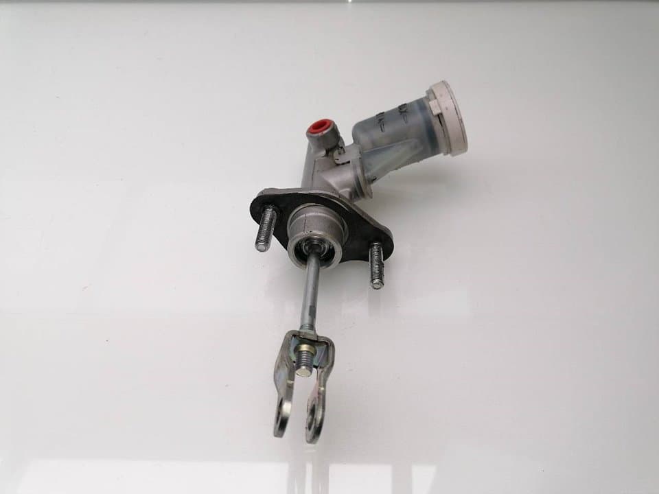 Bombin embrague MITSUBISHI L 200 (K6/7) 3