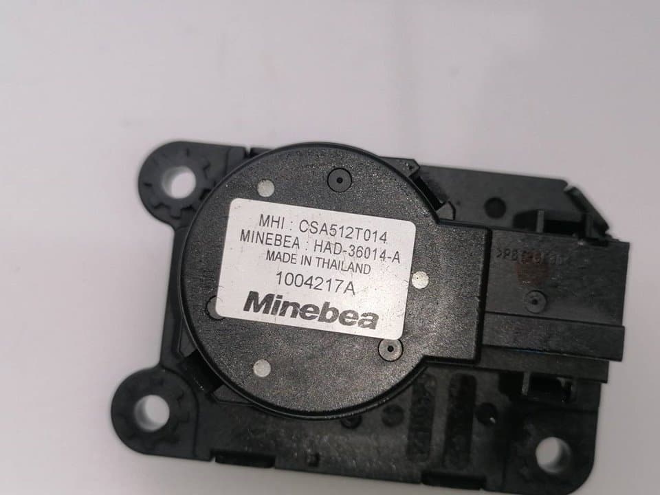 Motor calefaccion MITSUBISHI L 200 (K6/7) 4