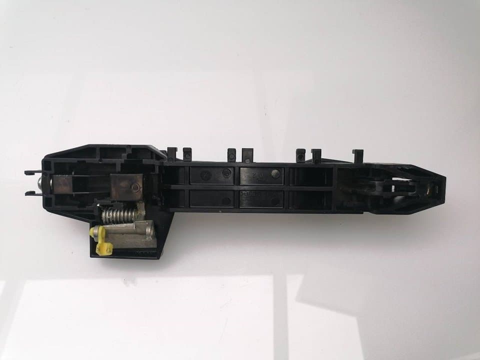 Maneta exterior trasera derecha MITSUBISHI L 200 (K6/7) 2