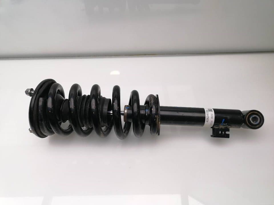 Amortiguador delantero derecho MITSUBISHI L 200 (K6/7)