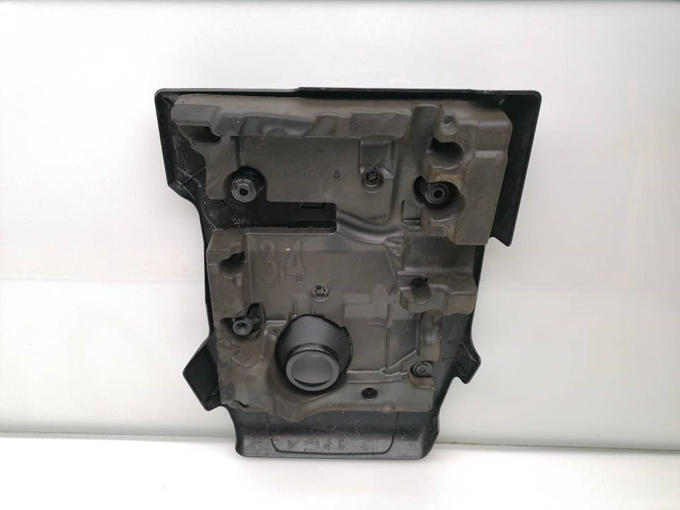 Plastico MITSUBISHI L 200 (K6/7) 2