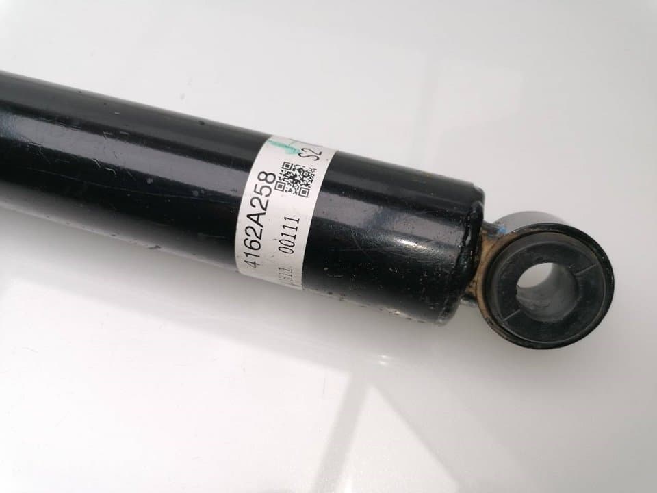 Amortiguador trasero derecho MITSUBISHI L 200 (K6/7) 2