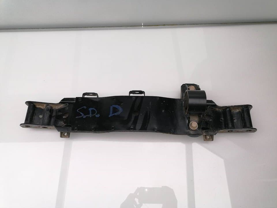 Soporte cambio MITSUBISHI L 200 (K6/7)