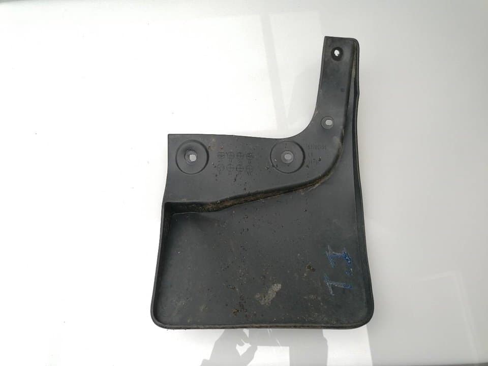 Plastico MITSUBISHI L 200 (K6/7) 2