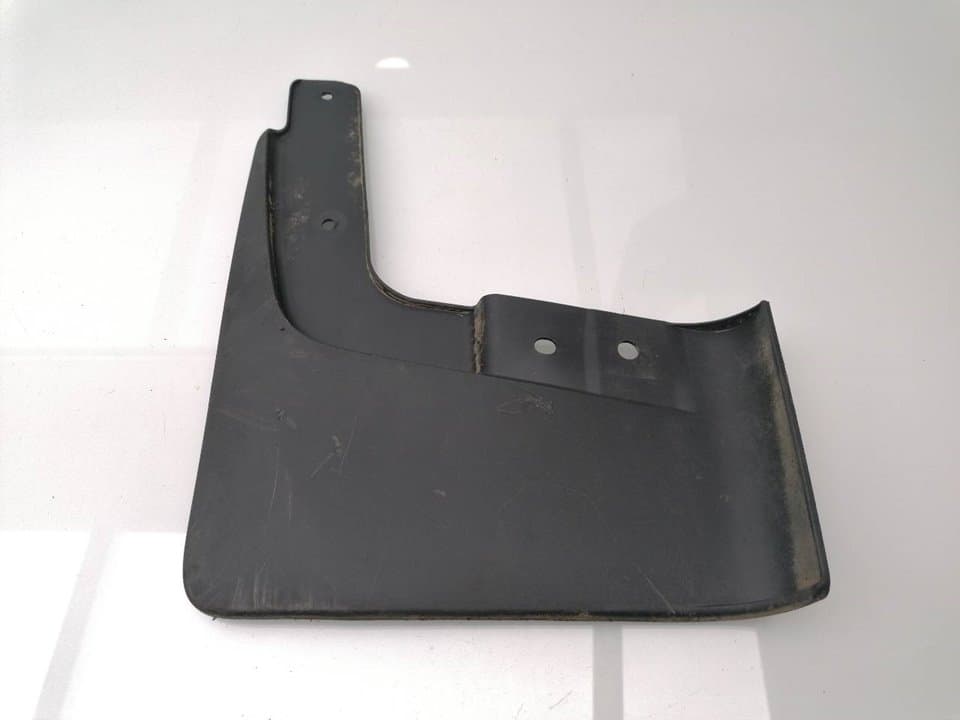Plastico MITSUBISHI L 200 (K6/7)