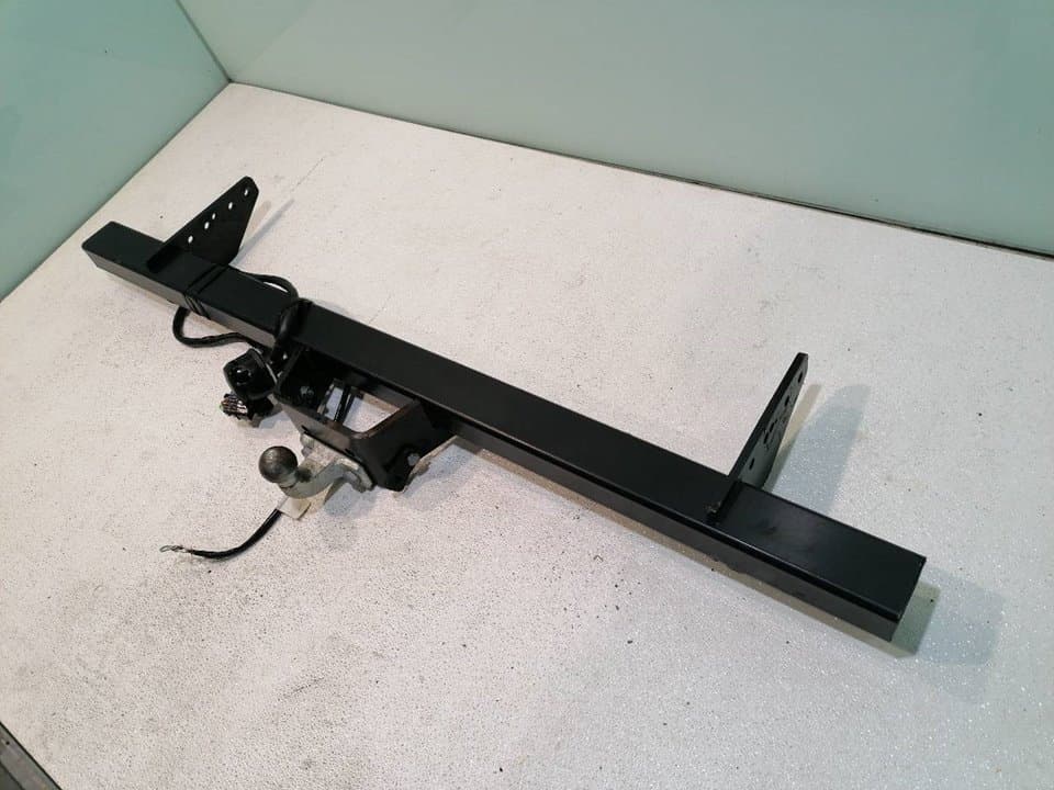 Herramientas MITSUBISHI L 200 (K6/7) 4