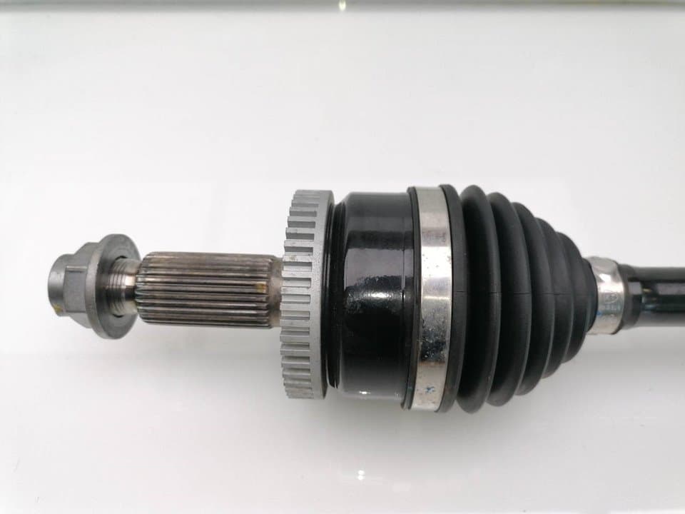 Transmision delantera izquierda KIA SPORTAGE 2